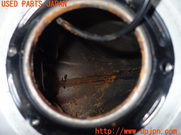 3UPJ=24640038]トライアンフ ストリートトリプル85(SMTTTL1166D)純正 燃料タンク 中古_m4