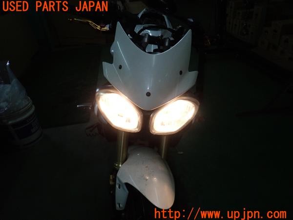 3UPJ=24640050]トライアンフ ストリートトリプル85(SMTTTL1166D)純正 ヘッドライト TYCレンズ 中古_m4
