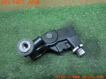 3UPJ=24640051]トライアンフ ストリートトリプル85(SMTTTL1166D)純正 クラッチレバーホルダー 中古_s2