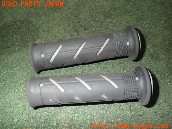 3UPJ=24640063]トライアンフ ストリートトリプル85(SMTTTL1166D)domino グリップ 中古_m1