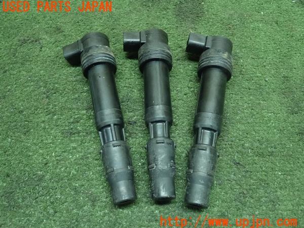 3UPJ=24640115]トライアンフ ストリートトリプル85(SMTTTL1166D)純正 イグニッションコイル 中古_m0