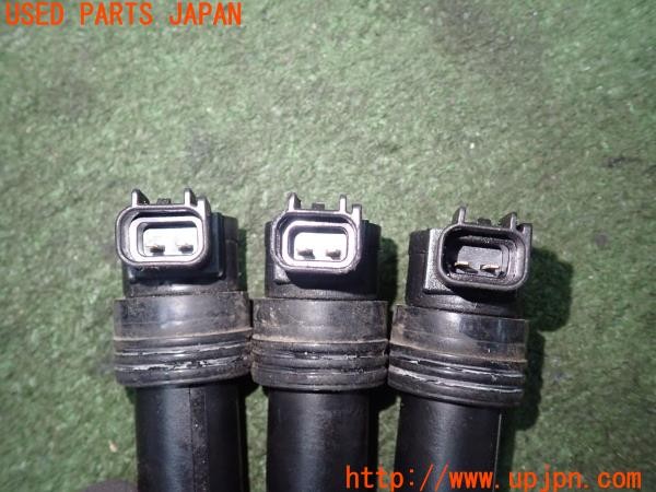 3UPJ=24640115]トライアンフ ストリートトリプル85(SMTTTL1166D)純正 イグニッションコイル 中古_m2