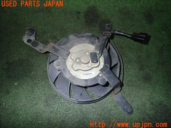 3UPJ=24640124]トライアンフ ストリートトリプル85(SMTTTL1166D)純正 電動ファン 中古_m1