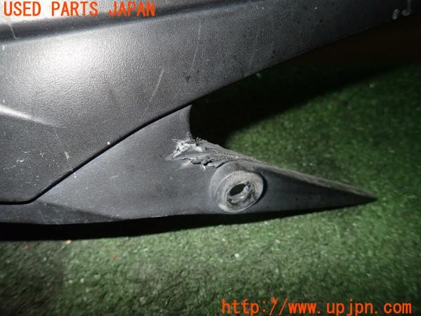 3UPJ=24640431]トライアンフ ストリートトリプル85(SMTTTL1166D)純正 チェーンカバー 中古_m1