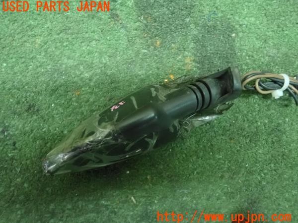 3UPJ=24640505]トライアンフ ストリートトリプル85(SMTTTL1166D)純正 フロントウインカー 左 ジャンク_m2