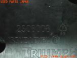 3UPJ=24640520]トライアンフ ストリートトリプル85(SMTTTL1166D)純正 2308008 バッテリーボックス 中古_s3