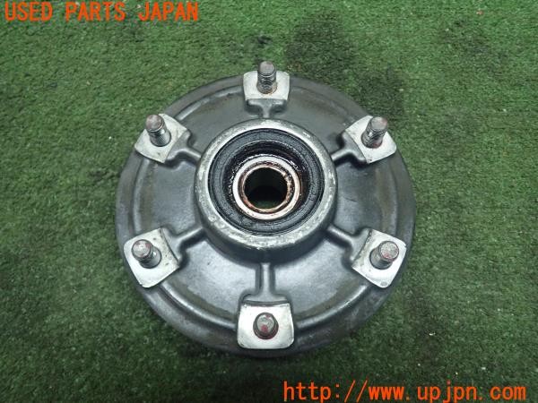 3UPJ=24640547]トライアンフ ストリートトリプル85(SMTTTL1166D)純正 2010610 リアホイールハブ 中古_m0