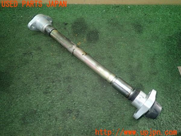 3UPJ=24640549]トライアンフ ストリートトリプル85(SMTTTL1166D)純正 ピボットシャフト 中古_m1