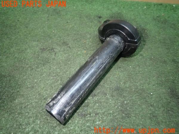 3UPJ=24640550]トライアンフ ストリートトリプル85(SMTTTL1166D)純正 スロットルホルダー 中古_m2