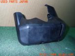 3UPJ=24640561]トライアンフ ストリートトリプル85(SMTTTL1166D)純正 2103007 リザーバータンクカバー 中古_s2