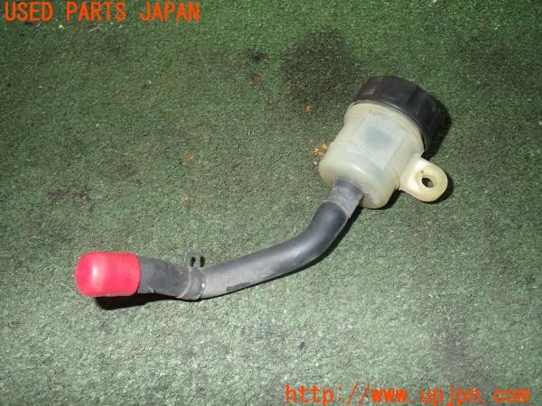 3UPJ=24640574]トライアンフ ストリートトリプル85(SMTTTL1166D)純正 リアブレーキタンク 中古_m0