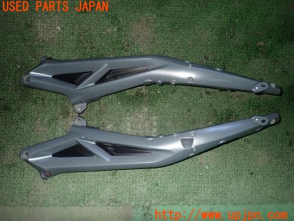 3UPJ=24640701]トライアンフ ストリートトリプル85(SMTTTL1166D)純正 シートフレーム サブフレーム 中古_m0