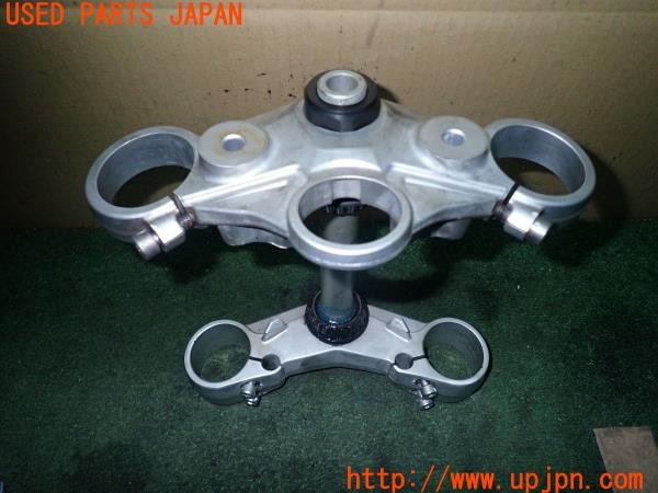 3UPJ=24640702]トライアンフ ストリートトリプル85(SMTTTL1166D)純正 ステアリングステム 中古_m2