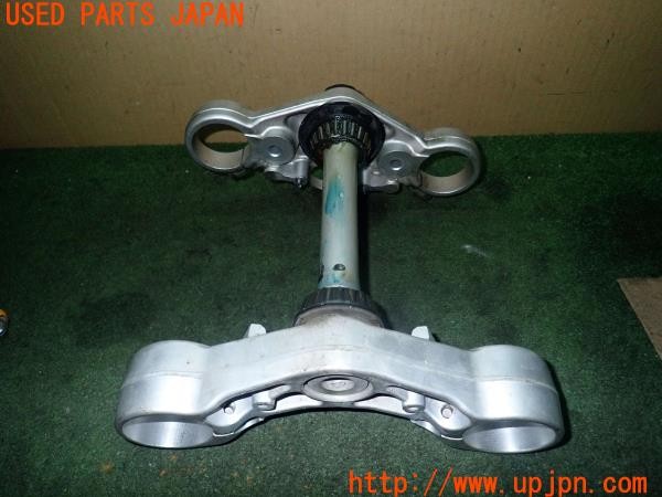 3UPJ=24640702]トライアンフ ストリートトリプル85(SMTTTL1166D)純正 ステアリングステム 中古_m3