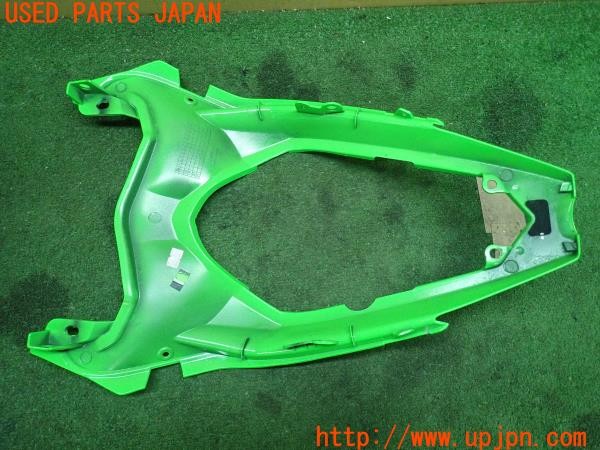 3UPJ=24660059]カワサキ ニンジャ400(EX400G)純正 36041-0036 テールカウル 中古_m4