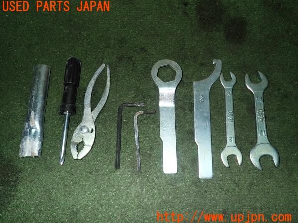 3UPJ=24660543]カワサキ ニンジャ400(EX400G)純正 車載工具 中古_m1