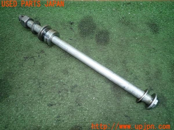 3UPJ=24660706]カワサキ ニンジャ400(EX400G)純正 リアアクスルシャフト 中古_m1