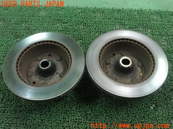 3UPJ=24720305]ポルシェ 944(型式不明)純正 リアディスクローター 中古_m4