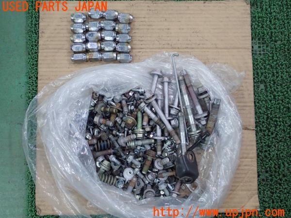 3UPJ=24750720]エスティマ(ACR50W)後期 ネジ・ナット・ステー類 ジャンク_m0