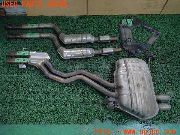 3UPJ=24830152]BMW Z4 ロードスター 2.5i(BT25 E85)前期 純正 マフラー カット済み　3分割　中古_m0