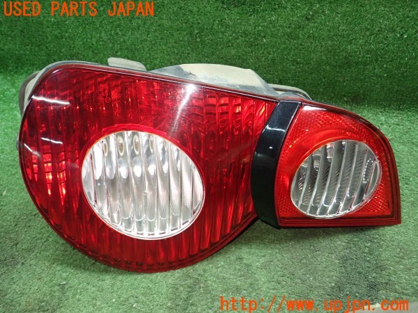 3UPJ=24830547]BMW Z4 ロードスター 2.5i(BT25 E85)前期 純正 テールランプ 中古_m1