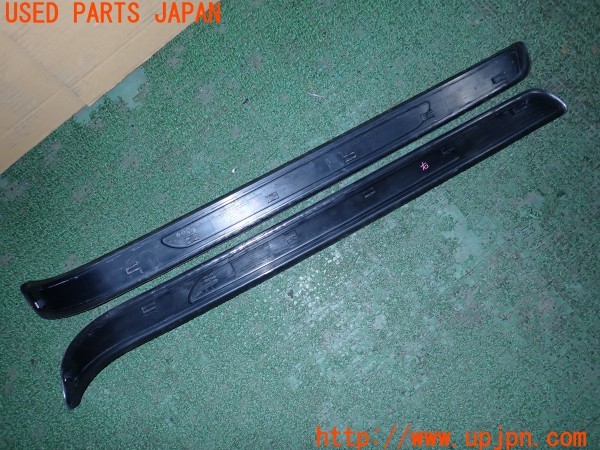 3UPJ=24870616]BMW M3 クーペ(WD40 E92)後期 純正 スカッフプレート 中古_m3