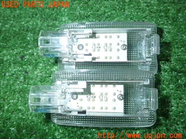 3UPJ=24940590]エスティマハイブリッド(AHR20W)モデリスタ? カーテシランプ 青色 フットランプ 中古_m1