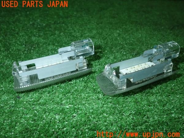 3UPJ=24940590]エスティマハイブリッド(AHR20W)モデリスタ? カーテシランプ 青色 フットランプ 中古_m2