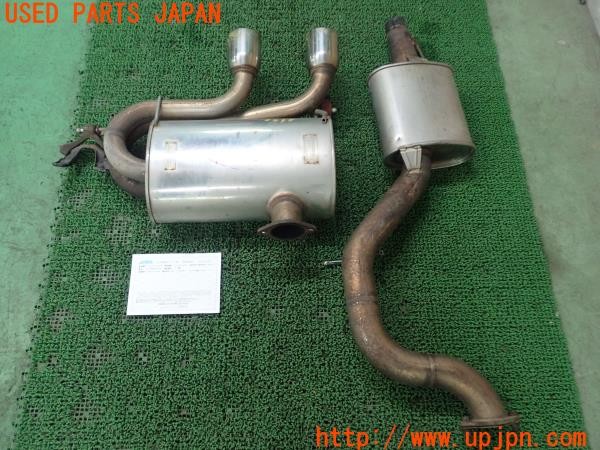 3UPJ=24980152]VW ゴルフ R32(1KBUBF)ARQRAY アーキュレー マフラー 認定書付 中古_m0