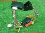 3UPJ=24980604]VW ゴルフ R32(1KBUBF)kanatechs カナテクス CAN-Bus インターフェースユニット オーディオ取付キット KNA-106 中古_s1