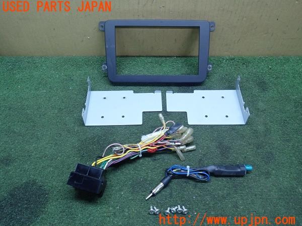 3UPJ=25070604]VW パサート ヴァリアント(3CCAX B7系)Kanatechs KNP-380 オーディオ・ナビ取付キット 2DIN 中古_m0