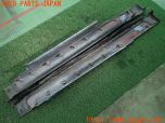 3UPJ=25100025]BMW ミニ ジョンクーパーワークス(MFJCW R56)純正加工 サイドステップ 中古_s2