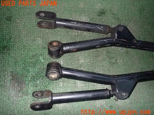 3UPJ=25130423]ジープラングラー(TJ40S)社外 フロントアーム 調整式 リフトアップ 中古_m3