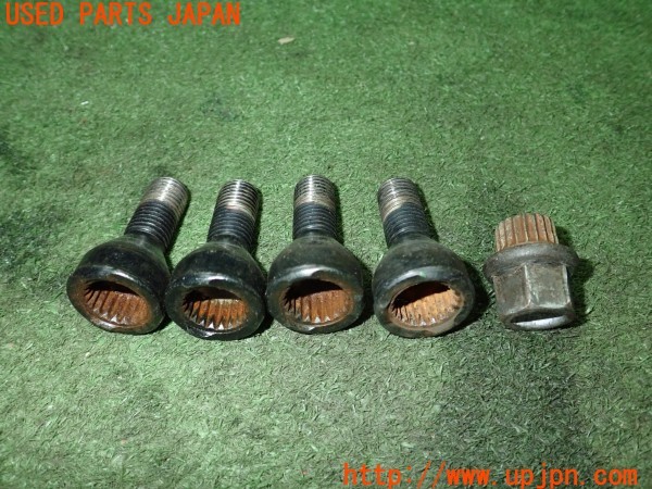 3UPJ=25150968]BMW Z3 ロードスター(CL20  E36/7)後期 純正 ホイールロックボルト 中古_m0