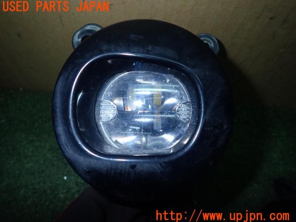 3UPJ=25180558]レヴォーグ STI Sport R EX(VNH B型)純正オプション フォグランプ 2色切り替え 中古_m2