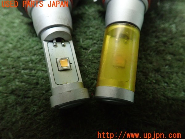 3UPJ=25220590]ハイエースバン 200系(KDH201V 2型)IPF LEDバルブ② フォグランプ 中古_m2