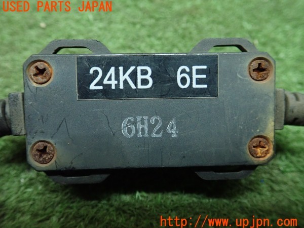 3UPJ=25220590]ハイエースバン 200系(KDH201V 2型)IPF LEDバルブ② フォグランプ 中古_m3