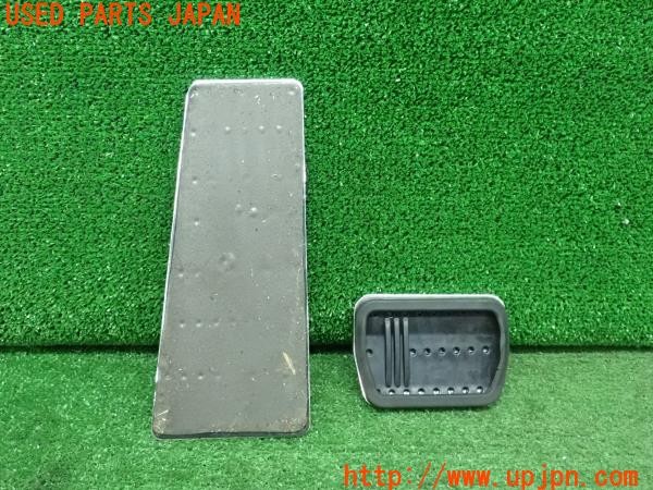 3UPJ=25250630]CX-5(KF2P)社外 ペダルカバー フットレスト ブレーキ 2点 中古_m1