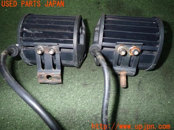 3UPJ=25260542]ジープラングラー(TJ40S)社外 フェンダーランプ 作業灯 LEDワークライト 中古_m3