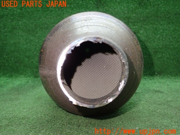 3UPJ=25280153]アクア(MXPK11)純正 触媒 マニバーター マテリアル 約1.1Kg 切断加工品 ジャンク_m2