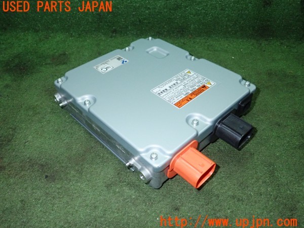 3UPJ=25280580]アクア(MXPK11)純正 インバーター 中古_m0
