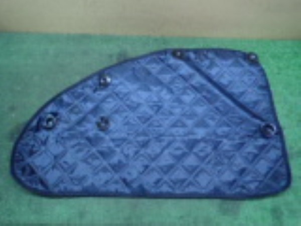 3UPJ=25300640]プリウス(MXWH60)社外 右リアドア用? サンシェード 中古_m1