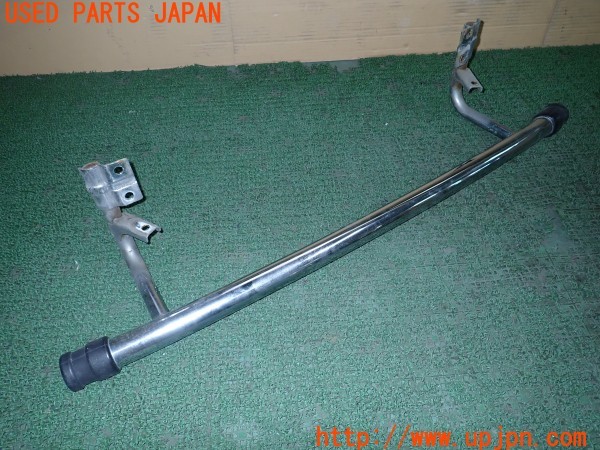 3UPJ=25360058]デリカスペースギア(PD6W)後期 純正 リアバンパーガード 中古_m1