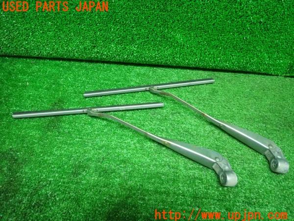 3UPJ=25370065]三菱ジープ(J56)純正 フロント ワイパーブレード アーム 中古_m0