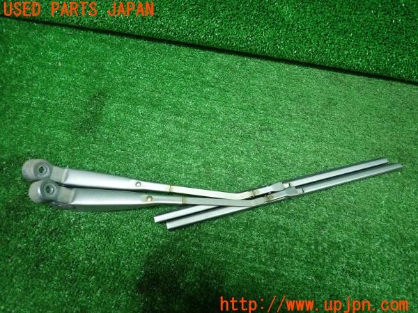 3UPJ=25370065]三菱ジープ(J56)純正 フロント ワイパーブレード アーム 中古_m2