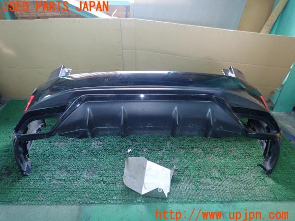 3UPJ=25380058]レクサス RX450h Fスポーツ(GYL25W)純正 リアバンパーTRD アンダースポイラー付き 中古_m2