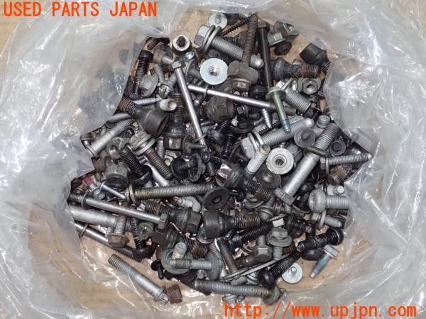 3UPJ=25420720]BMW M3(VA40 E90)ネジ・ナット・ステー類 ジャンク_m0