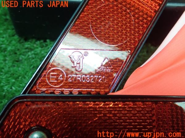 3UPJ=25430643]クロストレック Touring(GUE)Gneed 三角表示板 停止表示板 GT10 中古_m4