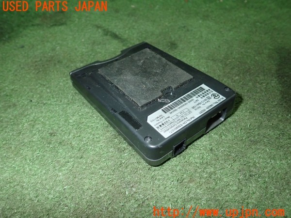 3UPJ=25550503]アルファードV(ANH10W)トヨタ純正 08686-00261 ETC車載器 中古_m2