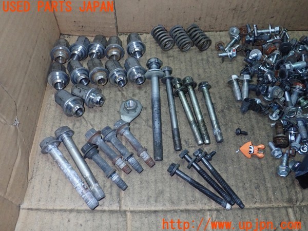 3UPJ=25550720]アルファードV(ANH10W)ネジ・ナット・ステー類 セット ジャンク_m1
